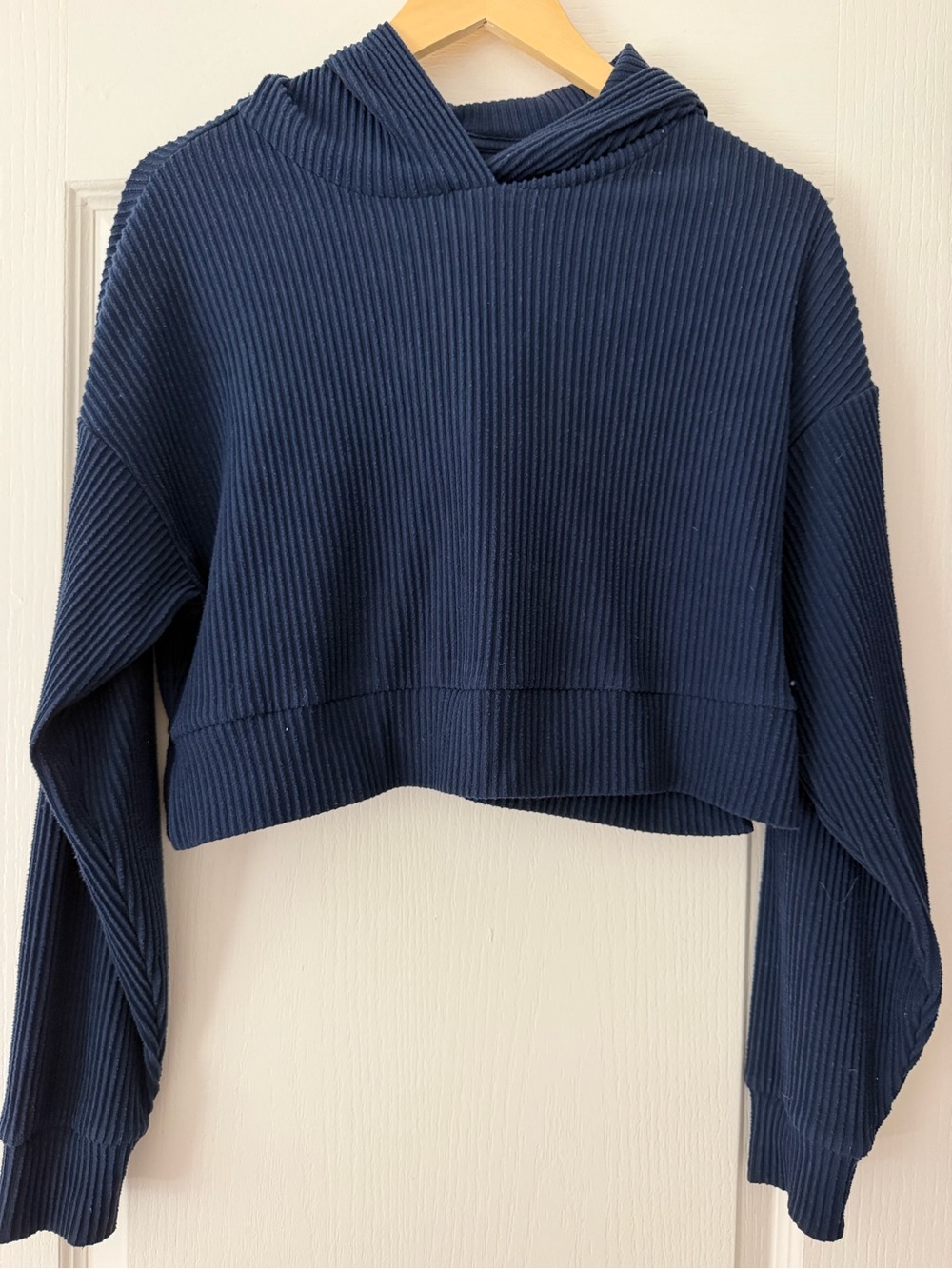 Small SET ALO Yoga Navy Ribbed Cropped Hoodie/Jogger